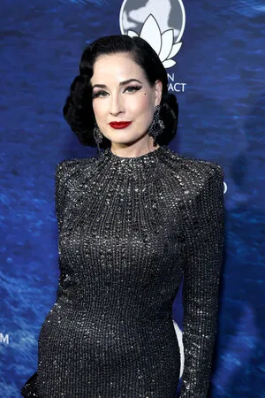 Dita Von Teese OnlyFans Leaked Free Thumbnail Picture - #7l71N65Ebe
