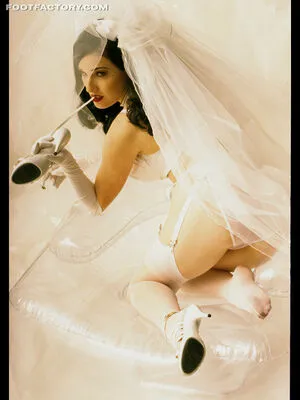 Dita Von Teese OnlyFans Leaked Free Thumbnail Picture - #Amt3U4Wuau