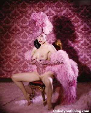 Dita Von Teese OnlyFans Leaked Free Thumbnail Picture - #BtgkyLXOR6