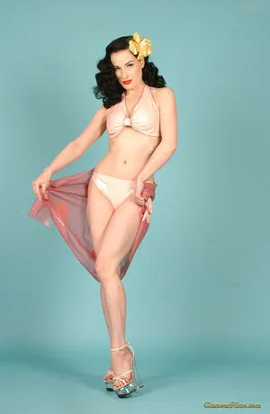 Dita Von Teese OnlyFans Leaked Free Thumbnail Picture - #NCPHRbzMLY