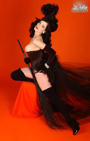 Dita Von Teese OnlyFans Leaked Free Thumbnail Picture - #QPxiBtLdWs