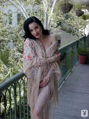 Dita Von Teese OnlyFans Leaked Free Thumbnail Picture - #prS4pOCWUx