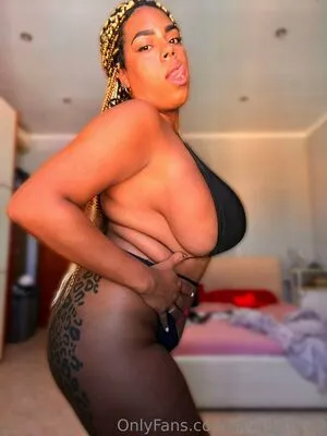 Divanice OnlyFans Leaked Free Thumbnail Picture - #MUjqsrtYVe
