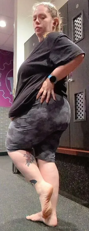 Divinefootgoddess1 OnlyFans Leaked Free Thumbnail Picture - #NOdgb2YL0L