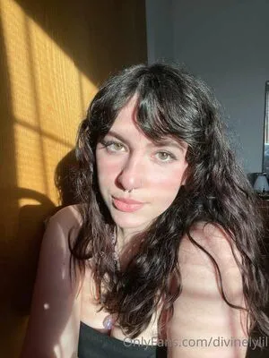 Divinelylillith OnlyFans Leaked Free Thumbnail Picture - #KMRnHot1ei