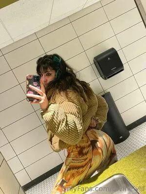 Divinelylillith OnlyFans Leaked Free Thumbnail Picture - #eVOWpWn2CY