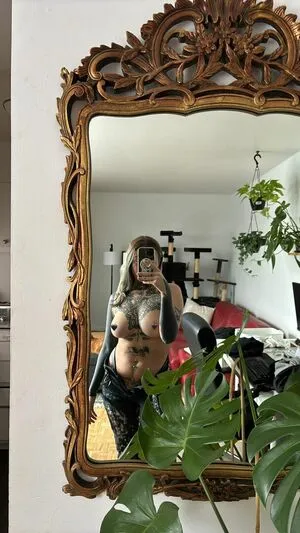Divinement Bon OnlyFans Leaked Free Thumbnail Picture - #HwNogxlyz8