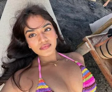Divya Sashendran OnlyFans Leaked Free Thumbnail Picture - #UoXNitvv6z