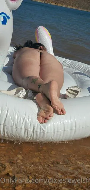 Dixiesjewelsfree OnlyFans Leaked Free Thumbnail Picture - #ZG0lisWOhu