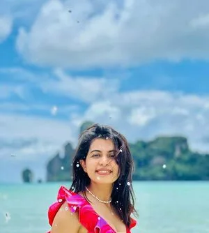 Diya Krishna OnlyFans Leaked Free Thumbnail Picture - #TdPp9sK7c1