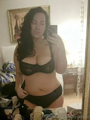 Dizzycabinet OnlyFans Leaked Free Thumbnail Picture - #uhPlyrIag4