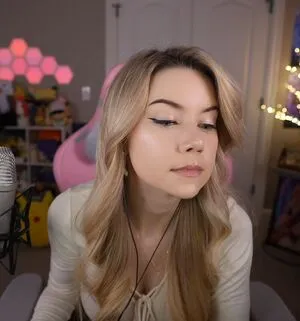 Dizzykitten OnlyFans Leaked Free Thumbnail Picture - #3W29yGs4NR
