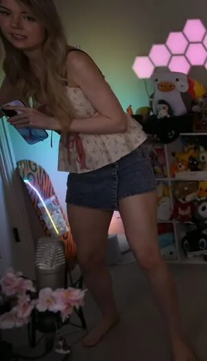 Dizzykitten OnlyFans Leaked Free Thumbnail Picture - #3YF5OUFuXL