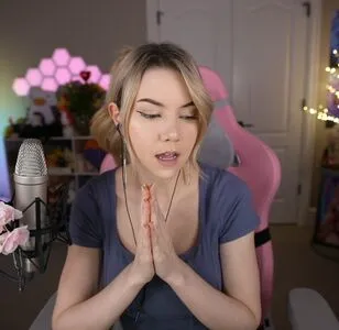 Dizzykitten OnlyFans Leaked Free Thumbnail Picture - #4yhrmBwroB