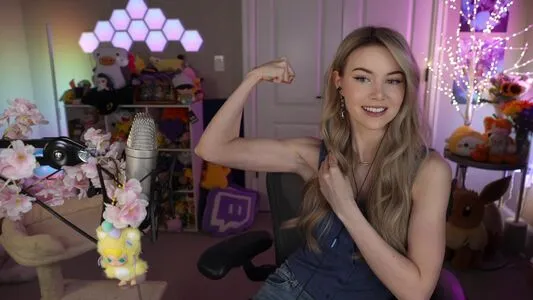 Dizzykitten OnlyFans Leaked Free Thumbnail Picture - #5lQbrQZvYN