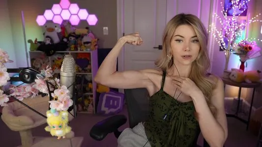 Dizzykitten OnlyFans Leaked Free Thumbnail Picture - #6D6flpjuzF