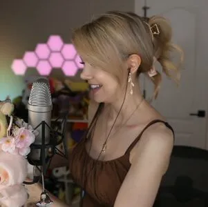 Dizzykitten OnlyFans Leaked Free Thumbnail Picture - #DQGm6wU6xU