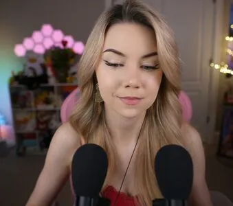 Dizzykitten OnlyFans Leaked Free Thumbnail Picture - #F1jtnnj427