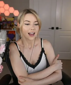 Dizzykitten OnlyFans Leaked Free Thumbnail Picture - #YfCJB1Y5EV