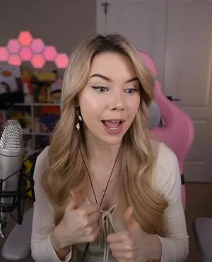 Dizzykitten OnlyFans Leaked Free Thumbnail Picture - #jpha5nuz7l