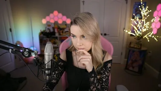 Dizzykitten OnlyFans Leaked Free Thumbnail Picture - #kp5YBOleVr
