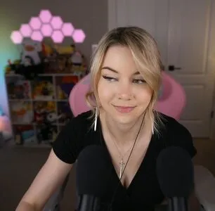 Dizzykitten OnlyFans Leaked Free Thumbnail Picture - #xEKVkLCJsI