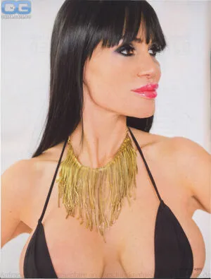 Djamilarowe OnlyFans Leaked Free Thumbnail Picture - #RgRgalDjHb