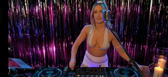 Djmissshelton OnlyFans Leaked Free Thumbnail Picture - #2QLGoch16n