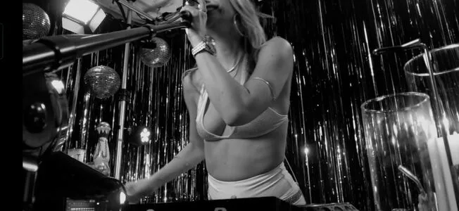 Djmissshelton OnlyFans Leaked Free Thumbnail Picture - #8jESI4eL4B