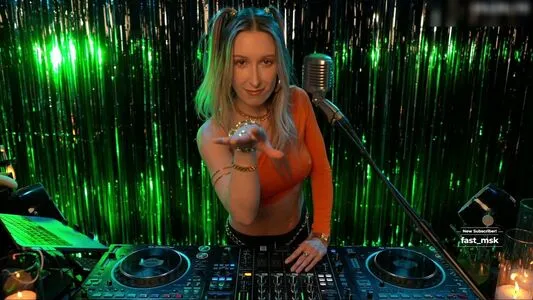 Djmissshelton OnlyFans Leaked Free Thumbnail Picture - #TSCC3XPheh
