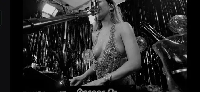 Djmissshelton OnlyFans Leaked Free Thumbnail Picture - #nY44oFpGGB