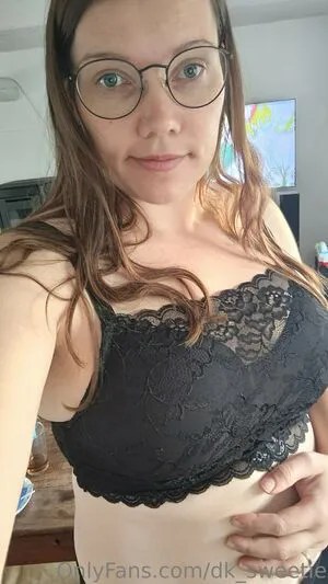 Dk Sweetie OnlyFans Leaked Free Thumbnail Picture - #7u4R3sPGcD