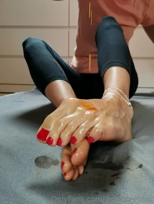 Dmndfeetexc OnlyFans Leaked Free Thumbnail Picture - #K0gvX3p8Qp