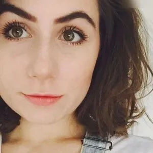 Dodie Clark OnlyFans Leaked Free Thumbnail Picture - #IFabOwwJiO