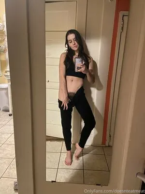 Doesnteatmeat OnlyFans Leaked Free Thumbnail Picture - #hEdyBFH73K