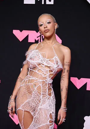 Doja Cat OnlyFans Leaked Free Thumbnail Picture - #KZqLrry0kn