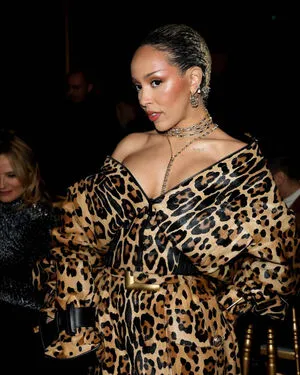 Doja Cat OnlyFans Leaked Free Thumbnail Picture - #laTQrhevFS