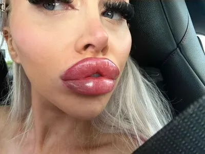 Dolly Bitch OnlyFans Leaked Free Thumbnail Picture - #8tZxindme1