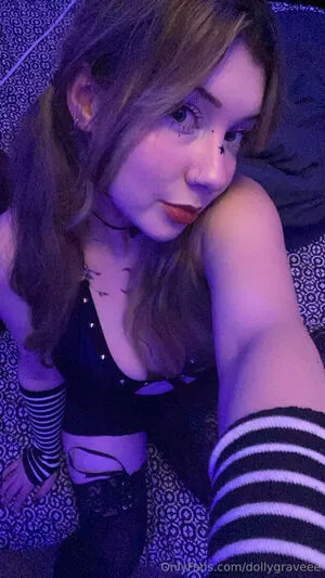 Dollygraveee OnlyFans Leaked Free Thumbnail Picture - #wYXPwsbi0v