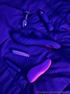 Domisbomb OnlyFans Leaked Free Thumbnail Picture - #8hJwWkY7Sf