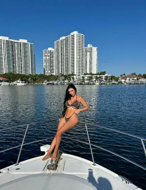 Domme Yvonne OnlyFans Leaked Free Thumbnail Picture - #EkutwRtcCz