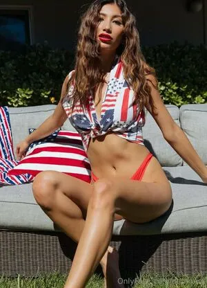 Dommmi OnlyFans Leaked Free Thumbnail Picture - #ZuGbotlONf