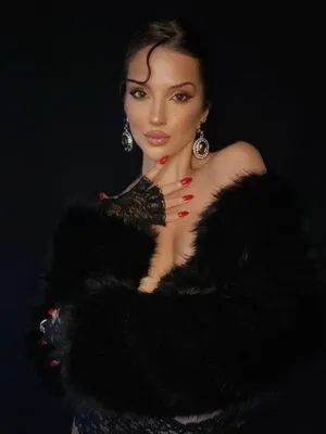 Donnafetro OnlyFans Leaked Free Thumbnail Picture - #8XwINwXck4