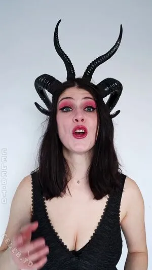 Dont Trust The Rabbit OnlyFans Leaked Free Thumbnail Picture - #SXpmki2uAq