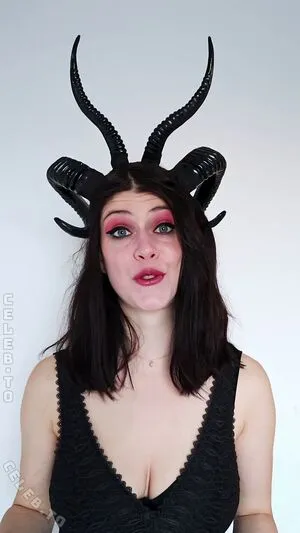 Dont Trust The Rabbit OnlyFans Leaked Free Thumbnail Picture - #TjHKjCd2At