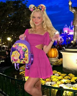 Dora Dolphin OnlyFans Leaked Free Thumbnail Picture - #FcGSf4wEFB