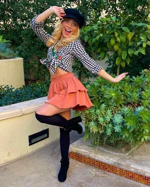 Dora Dolphin OnlyFans Leaked Free Thumbnail Picture - #JS6xQAWtgv