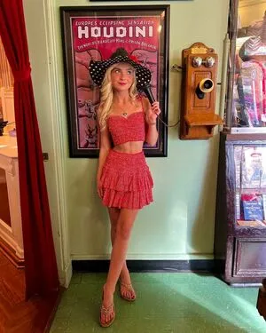 Dora Dolphin OnlyFans Leaked Free Thumbnail Picture - #JdreS3Xhkg