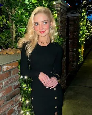 Dora Dolphin OnlyFans Leaked Free Thumbnail Picture - #P5VeioNFPz