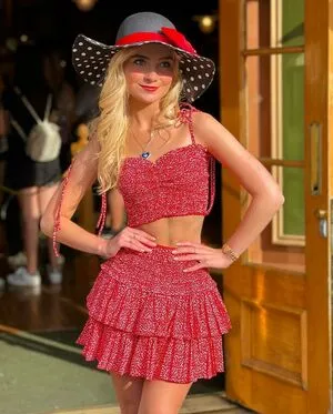 Dora Dolphin OnlyFans Leaked Free Thumbnail Picture - #P5yCJKvbka